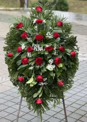 Crveni venac: ruže (V03)
